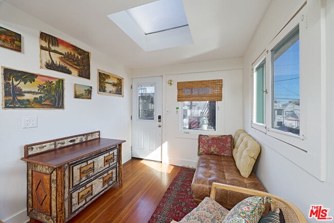 Building Photo - 34 Park Ave