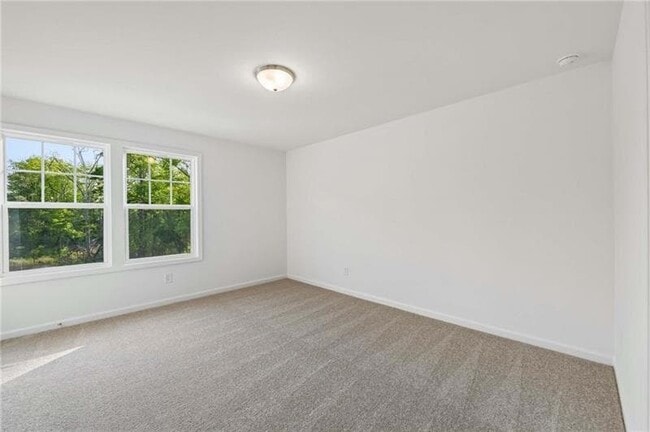 Building Photo - 204 Silverleaf Trl