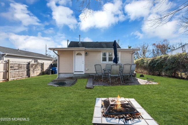 Building Photo - 1632 Farragut Ave