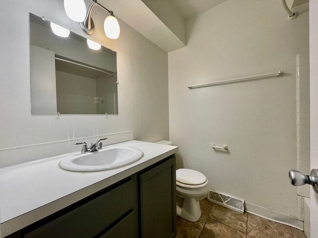 Building Photo - Curwood Avenue SE - 4218-4220