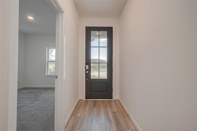 Building Photo - 21807 White Stone Creek Dr