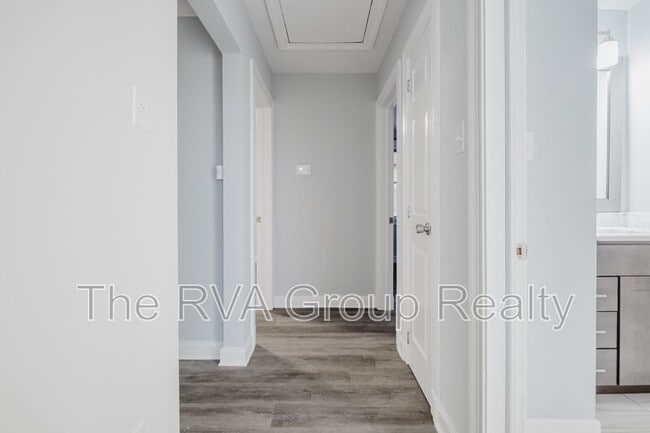 Building Photo - 4930 Bethlehem Rd