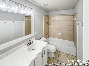 Building Photo - 26023 Indian Clf