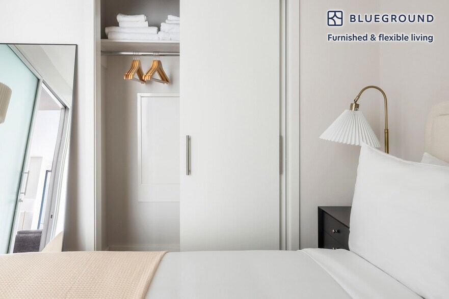 Building Photo - 150 Van Ness Ave