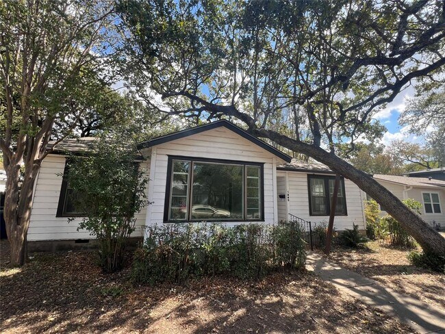 Building Photo - 3009 French Pl