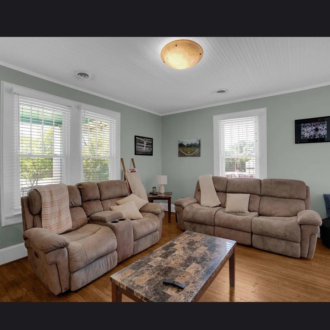 Building Photo - 326 Lyles St