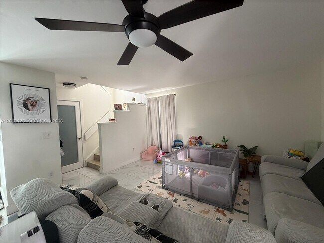 Building Photo - 9132 SW 148th Ct