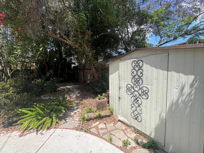 Building Photo - 2019 Cypress Ave