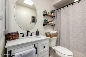 Building Photo - 26414 S Lakemont Dr