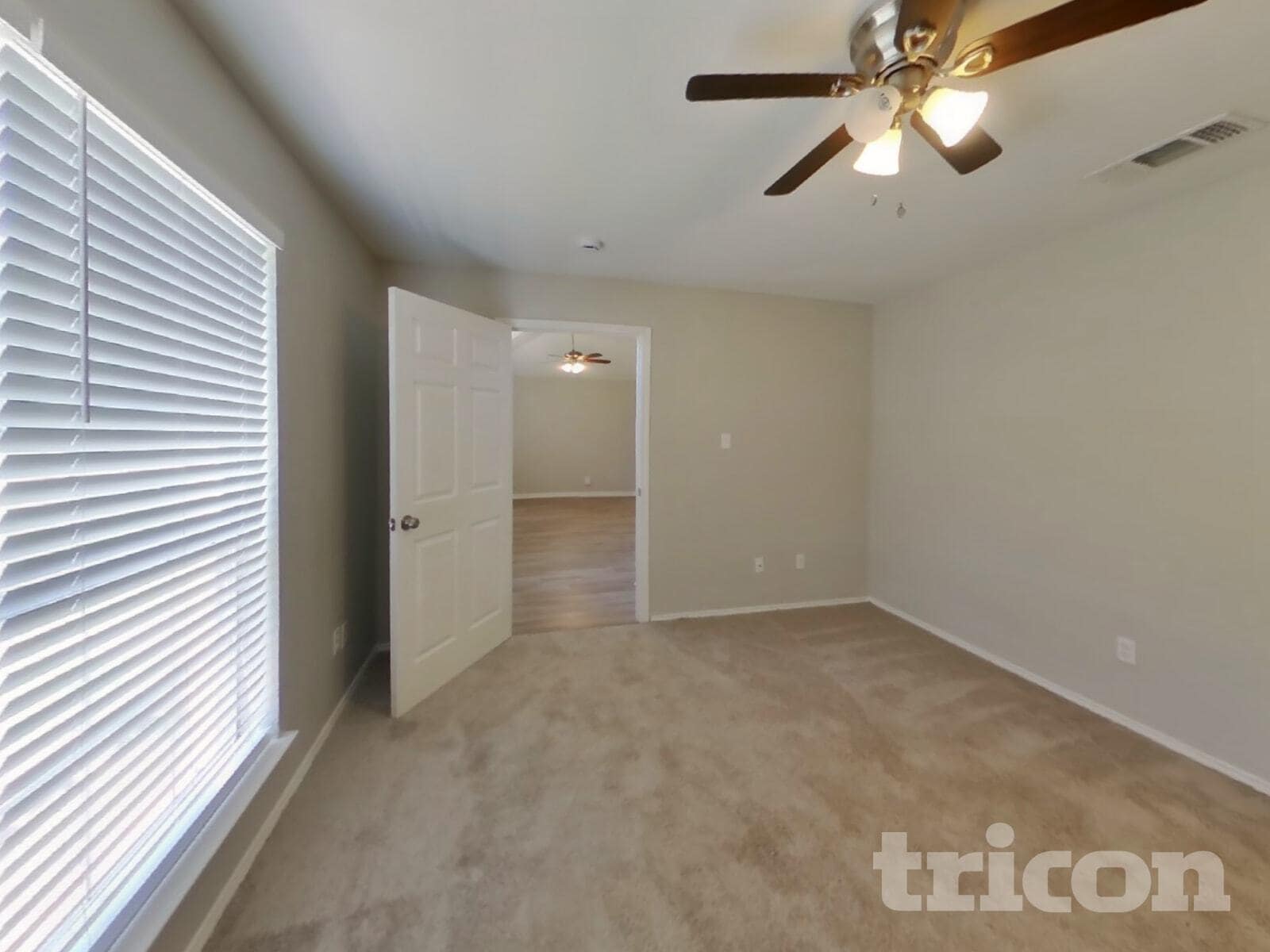 Building Photo - 1106 Castleman Dr