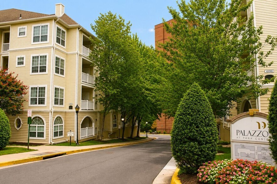 Building Photo - 4551 Strutfield Ln