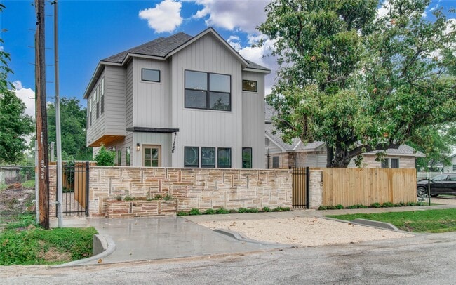 Building Photo - 4603 Edison St