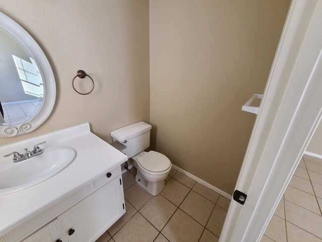 Building Photo - COMING SOON!!! 4 Bedroom Home!!!