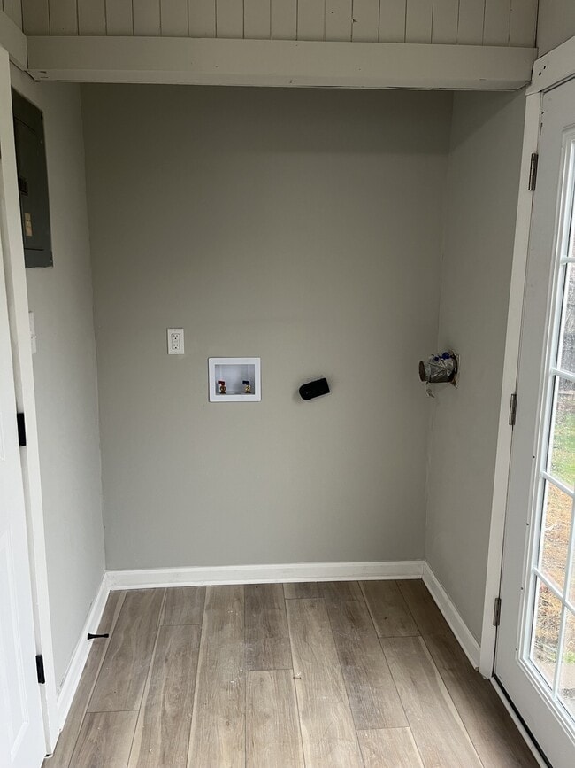 Building Photo - 1665 Prospect St