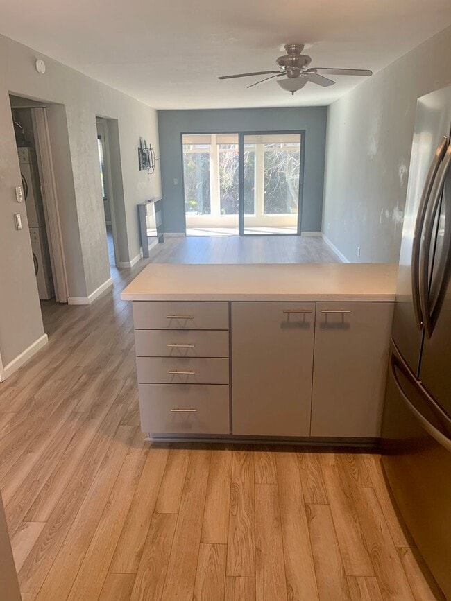 Building Photo - Remodeled, Upstairs 2BD / 1BA Condo Less Than 1/2 Mile From the Beach