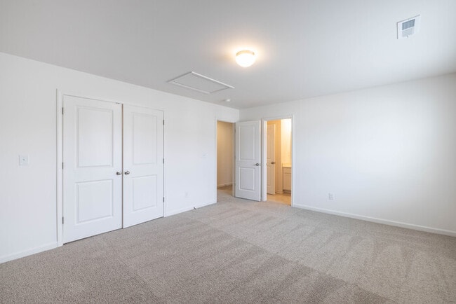 Building Photo - NEW 4BD/3BTH HOUSE- STONEBRIDGE FAIRWAYS COMMUNITY