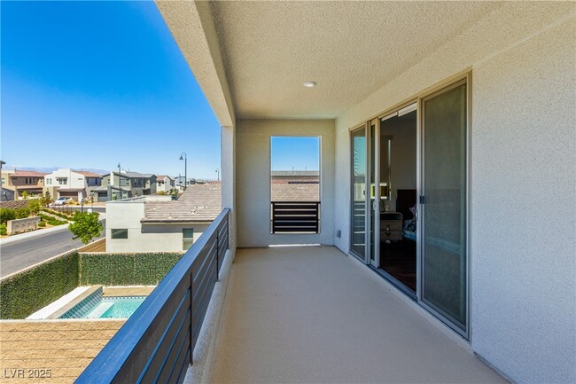 Building Photo - 2618 Skylark Trl St
