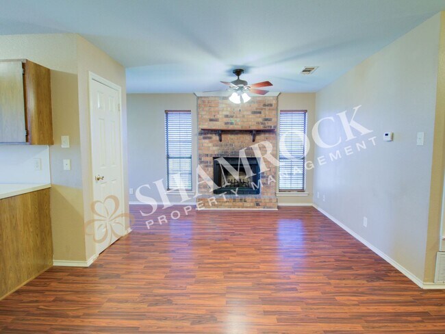 Building Photo - 1419 Chapel Ridge Rd