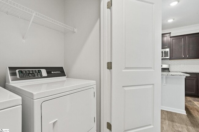 Building Photo - 829 Appleby Dr