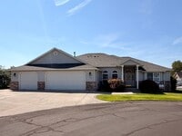 Building Photo - 106 Prestwick Ln