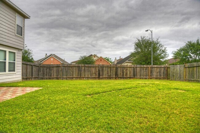Building Photo - 18203 Fair Grange Ln