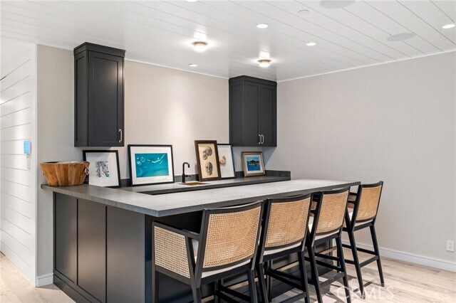 Building Photo - 2428 The Strand