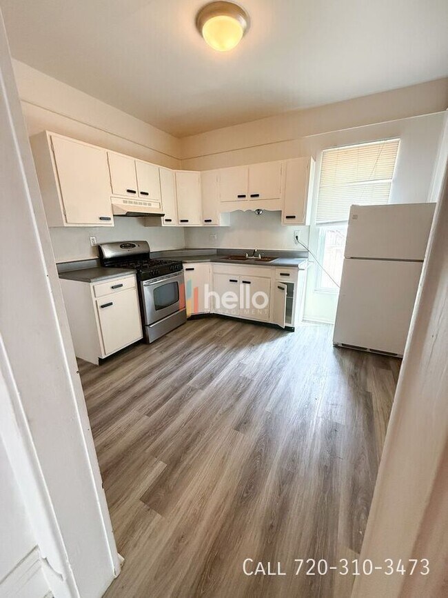 Primary Photo - 1614 11th Ave