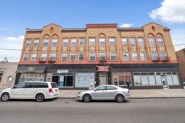 Building Photo - 6237-45 Kedzie