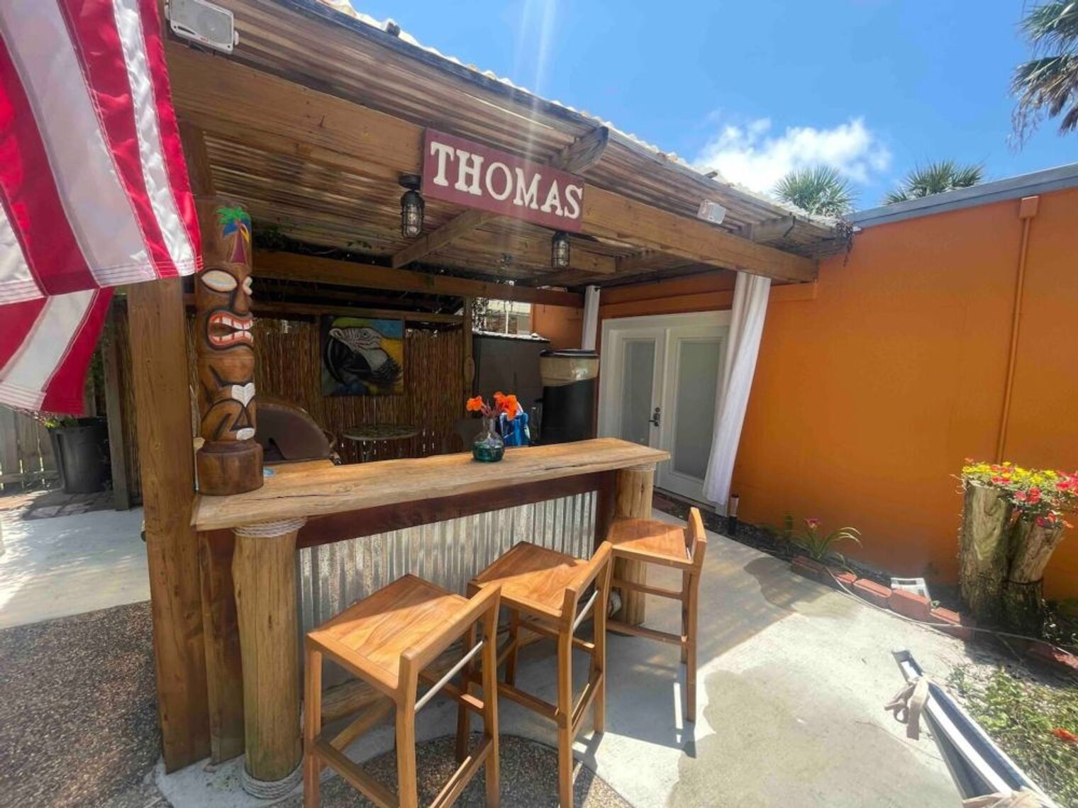 Building Photo - 2317 Bernardo De Galvez Ave