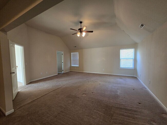 Building Photo - 156 Salisbury Ln