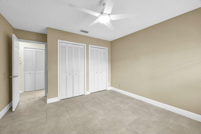 Building Photo - 11206 Applegate Cir