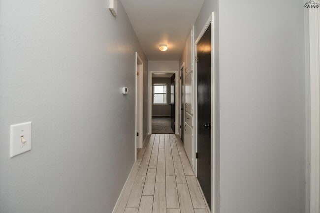 Building Photo - 9 Lackland Cir