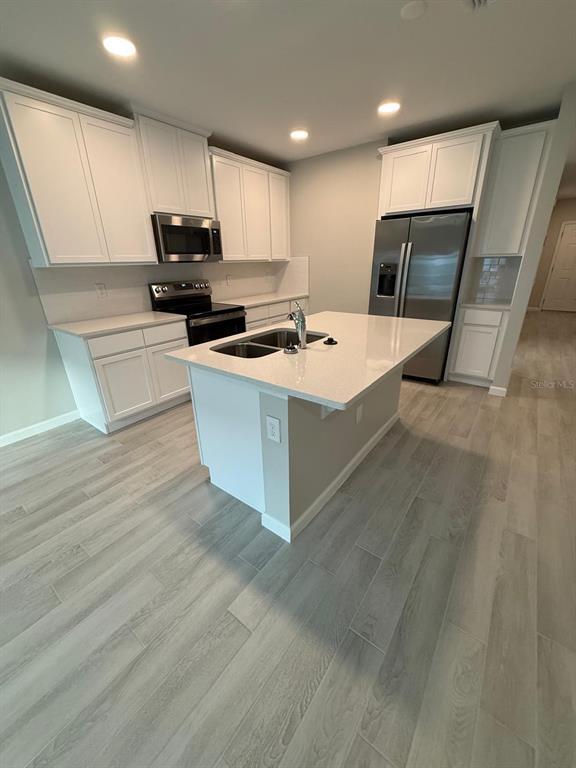 Building Photo - 14910 Harvest St