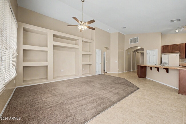 Building Photo - 15109 W Desert Mirage Dr