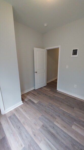 Building Photo - 1510 W Hazzard St
