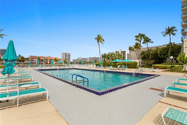 Building Photo - 3800 S Ocean Dr