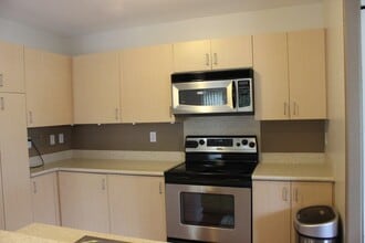 Building Photo - Havens of Ii Vistas - 3 bedroom, 2 bathroo...