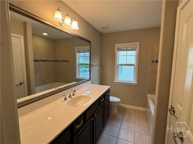 Building Photo - 139 Tahoe Dr