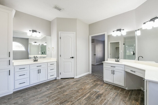 Building Photo - 12284 Arcturus Dr