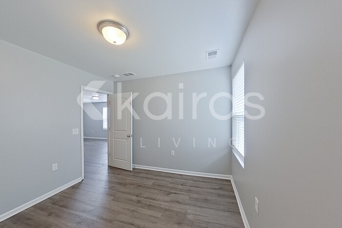 Building Photo - 138 Amber Mill Cir