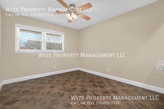 Building Photo - 2105 Manassas Dr SW