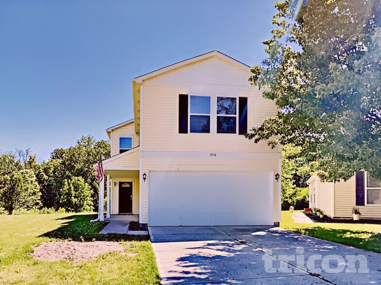 Building Photo - 779 Fern St