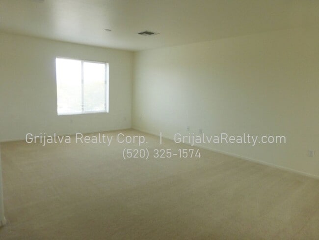 Building Photo - 4 BD, 3 BA Two-Story Home in Los Arroyos for Rent **MOVE-IN SPECIAL ** (Old Nogales Hwy/Calle Verde)