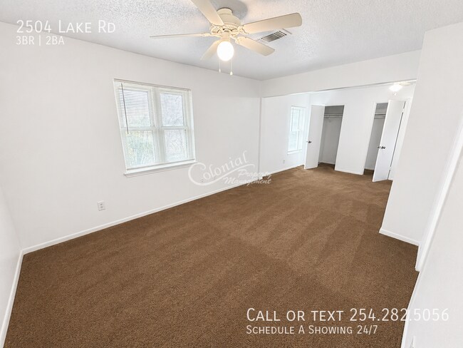 Building Photo - 2504 Lake Rd