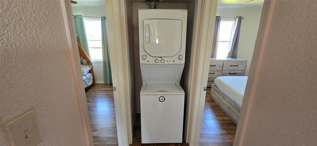 Building Photo - 16506 Blackbeard Rd