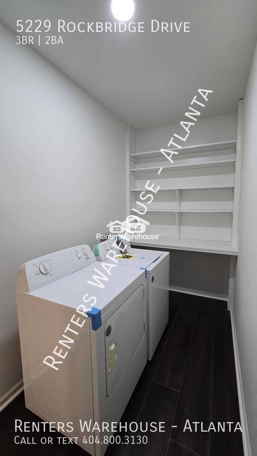 Building Photo - 5229 Rockbridge Dr