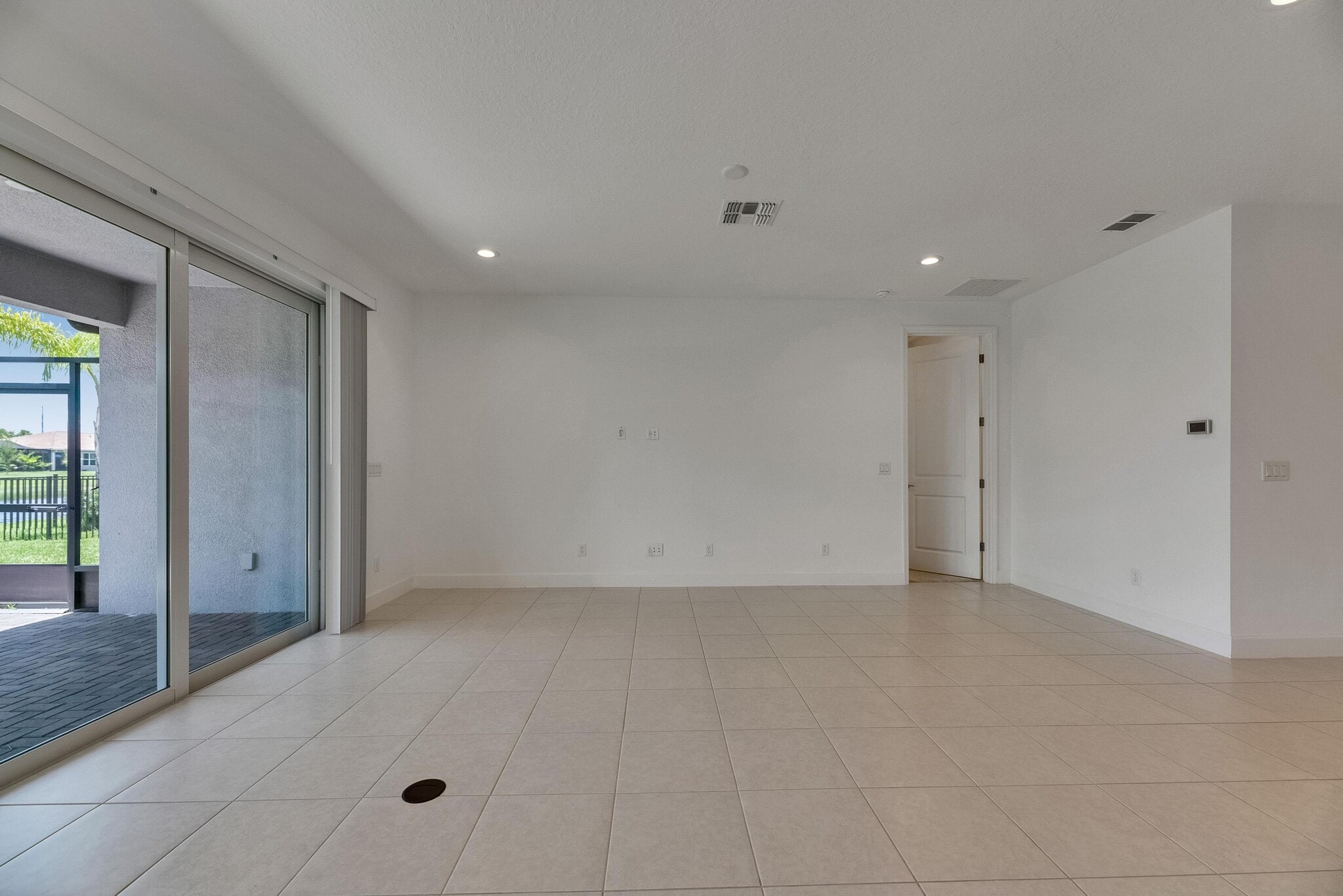 Building Photo - 4915 Sienna Isles Ave