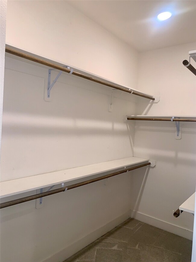 Building Photo - 10209 Las Nubes Ave