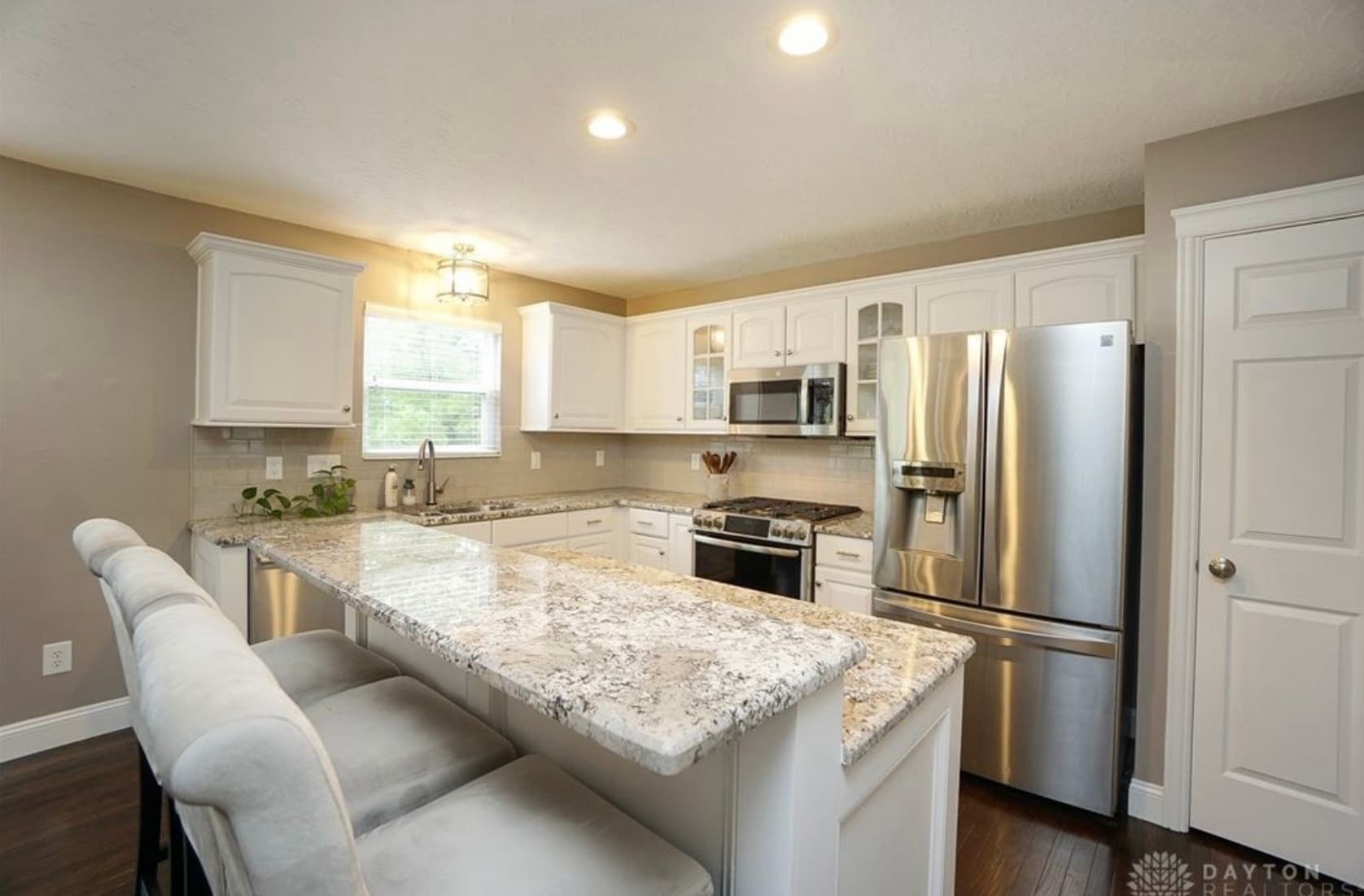 Building Photo - 5926 Deerfield Village Dr