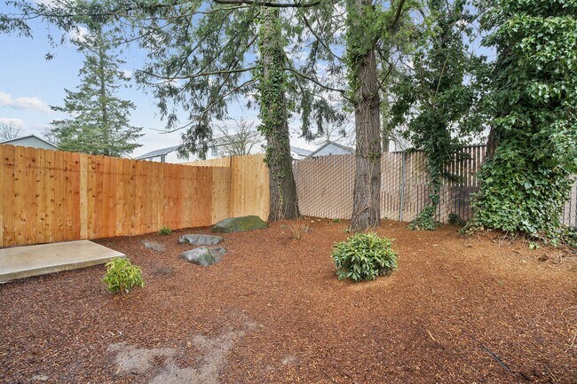 Building Photo - New Build 3 Bed, 1.5 Bath Rental Home in Centennial neighborhood!